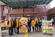 絵本贈呈式、「としょま～る号」出発式